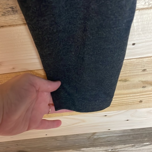 Banana Republic size Medium Charcoal Wide Waistband Thick Stretchy Leggings - Picture 4 of 6